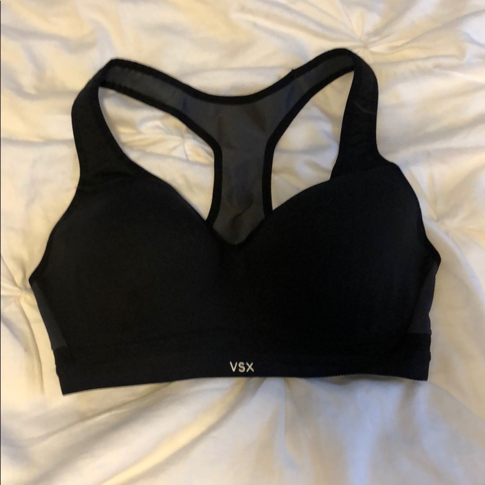 34D VS sports bra